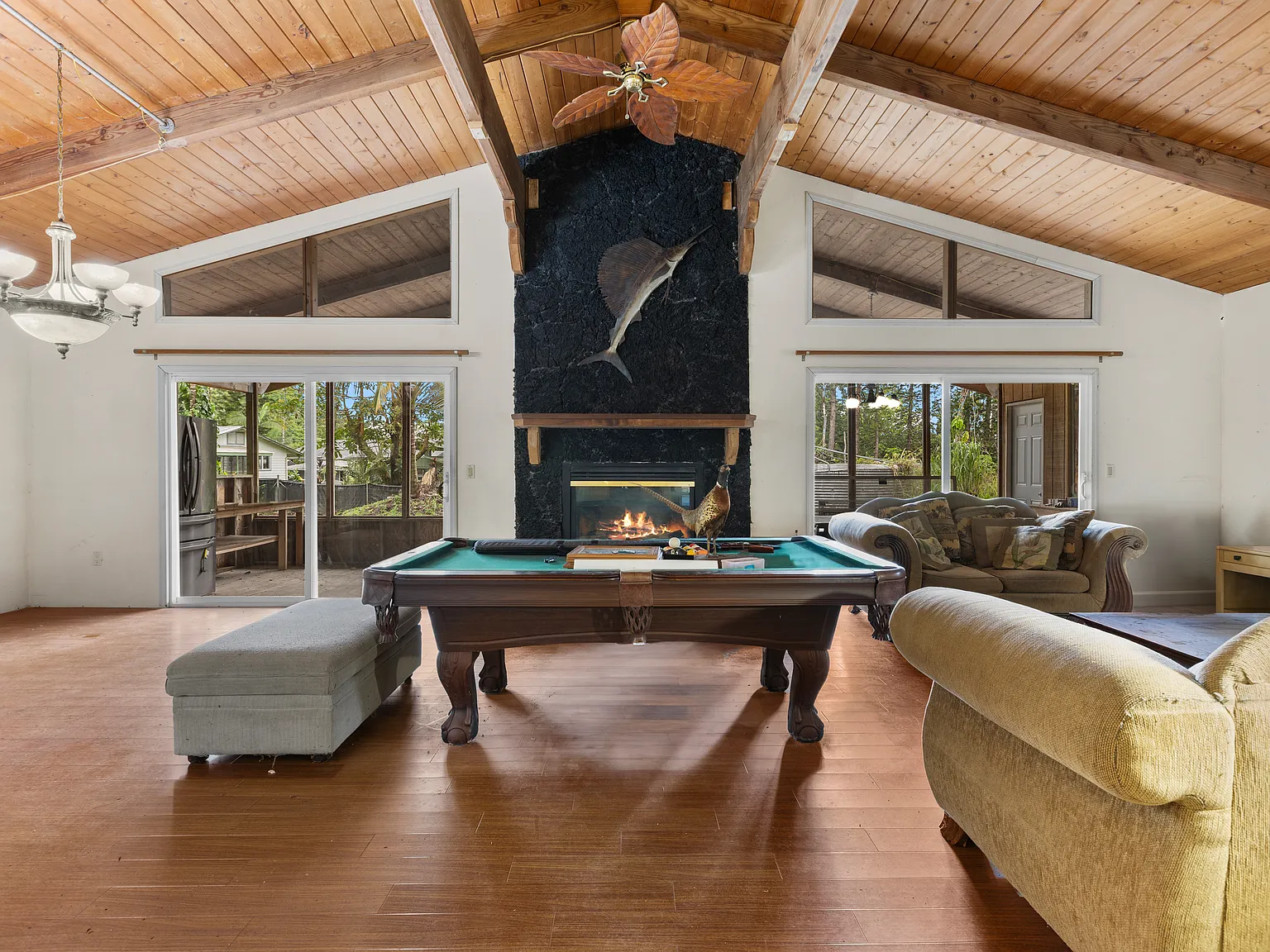 Cabin-Style Home in Nanawale Estates