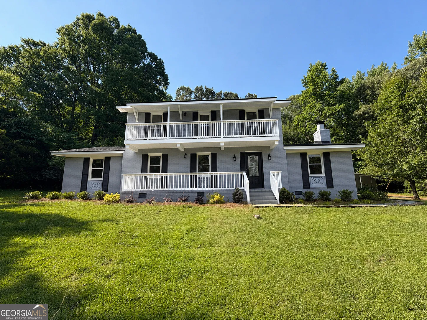 Private Country Estate on 27 Acres in Pike County